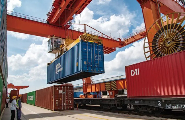 China's balance of payments remains basically balanced, and the surplus in trade in goods is at a relatively high level